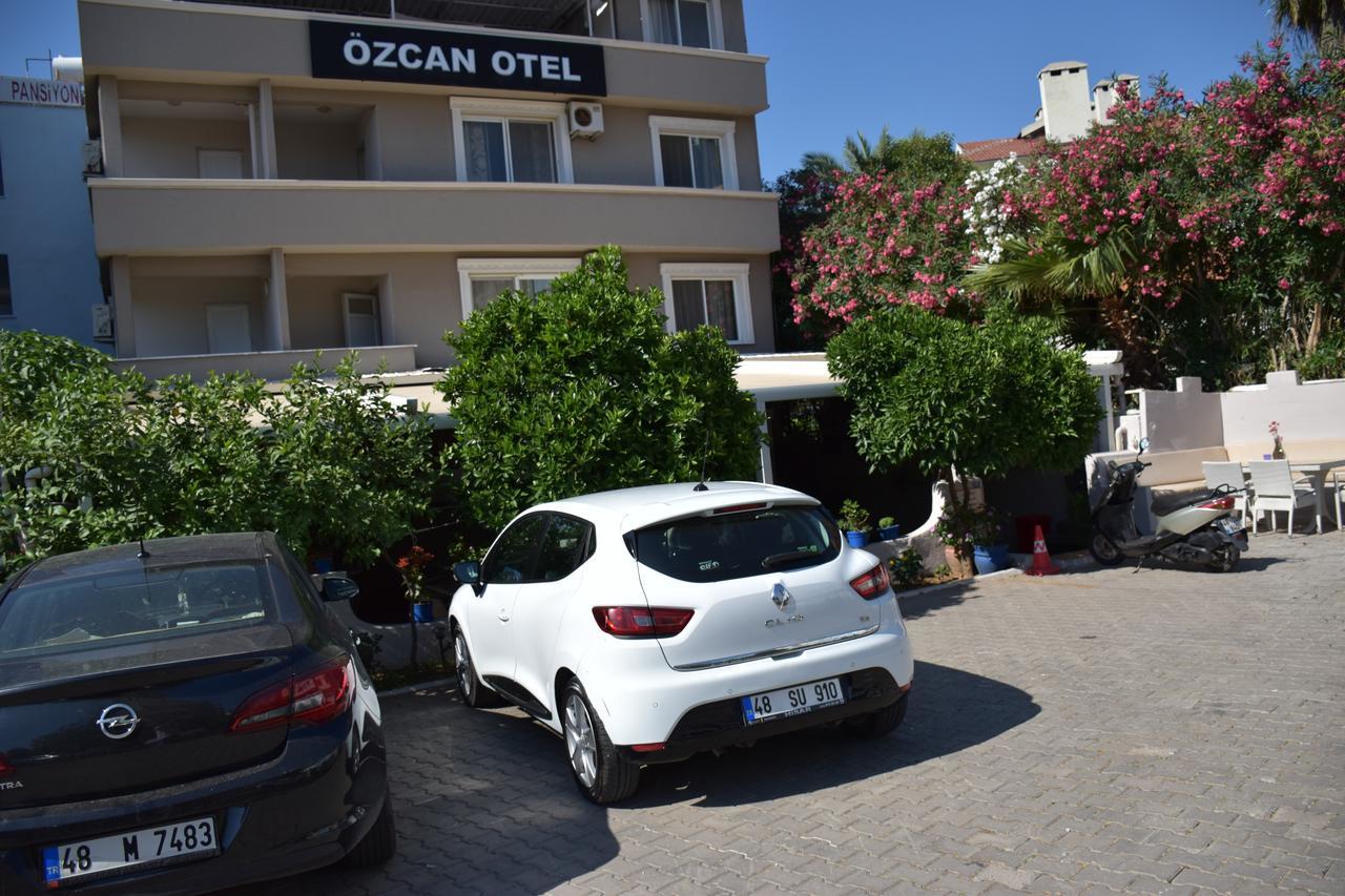 Ozcan Pansiyon Мармарис Екстериор снимка